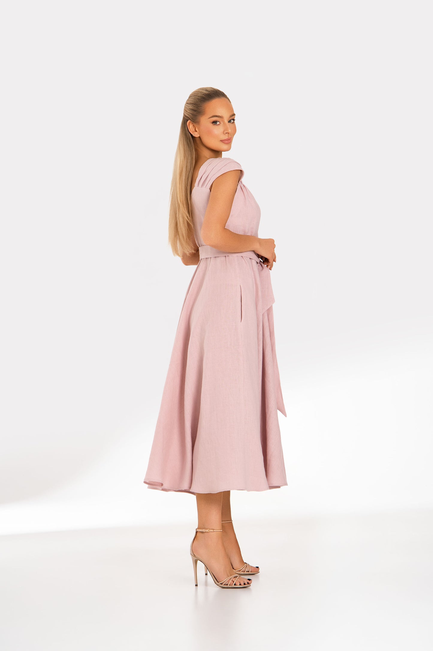 Lininė suknelė Daisy