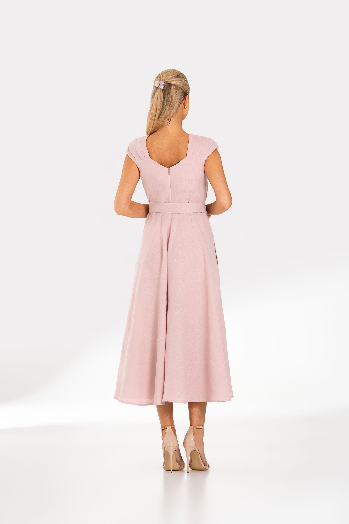 Lininė suknelė Daisy